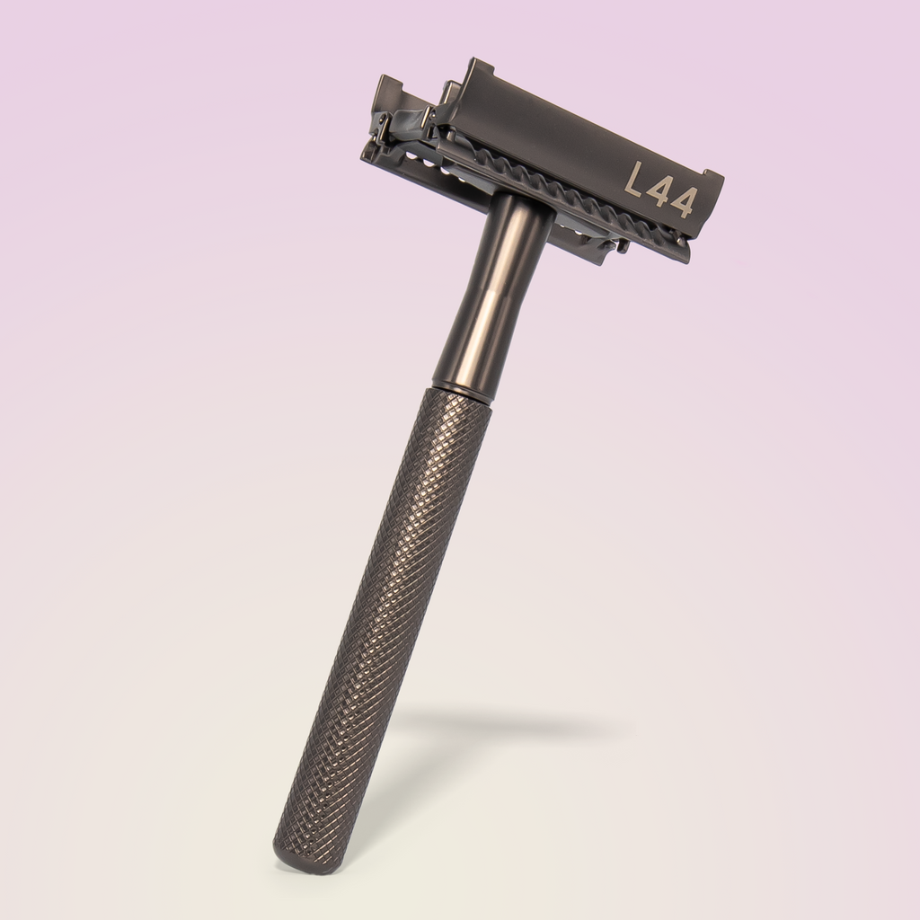charcoal safety razor butterfly open 